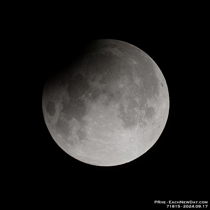 71815StLeUsmNrRSc - Shooting for the Moon. Partial eclipse 2024